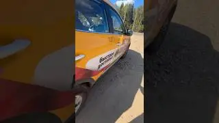 И так тоже люди пристегиваются