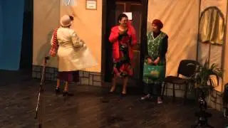 A Hivatal. /kabaré jelenet/ 2015.Beregszászi magyar népszinház.