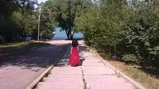 "Легко заменяемые люди..." - Алия Асатулла стихи