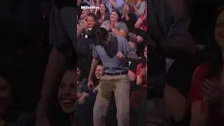 Лиам Нисон угрожает парнишке 😁