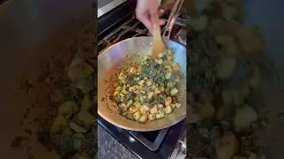 Thotakura Aloo Fry| Amaranthus Leaves and Potato Fry 