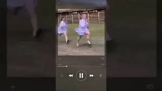 Бегущие в платьях халадай