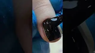 Чёрный маникюр. Красивый маникюр. Мастер маникюра в Москве.
