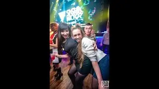 Девочки хотят пукнуть