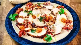 Карпаччо из куриной грудки в специях Чермула / Соус Шакшука