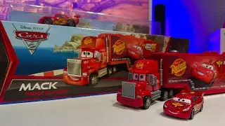 2011 Cars 2 Hudson Hornet Piston Cup Mack Playset VS 2007 Cars 1 Mack Truck Playset — What Changed?