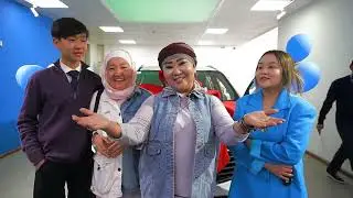 Құрманай әкесіне автокөлік сыйлады