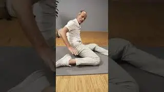 Diese Übung hilft ziemlich gut bei Knieschmerzen 