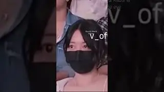 Le Sserafim Sakura Kazuha side eye 