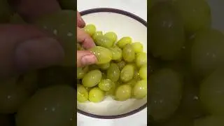 Ледяные конфеты из винограда ?🍇😱 не забудь подписаться и поставить лайк 👍🇦🇿 #рецепты
