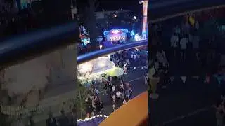 Чертовски классно.