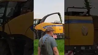 New Holland  на подкормке 