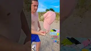Hat Balance on Fingers / Unique Skills #shorts #fyp #summer #beach