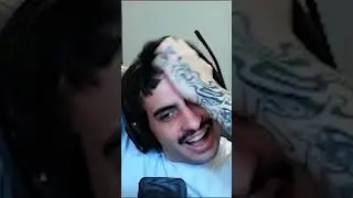 Pisca percebendo um PEQUENO detalhe no meio do game