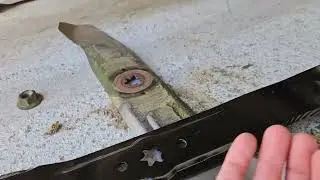 Mower Blade Installation For Dumbies 🫣 @Precision.automotive #craftsman #mower #grass