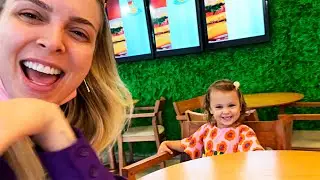 VIAJANDO SOZINHA COM A BIA!