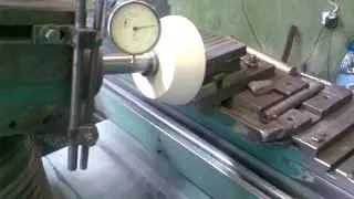 Шлифование призмы на заточном станке 3Д642Е
