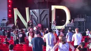 Neck Deep  Celebrating The 20th Anniversary Of Enema Of The State   PNC Bank Arts Center   Holmdel N