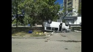 Дело Шамаича живет и побеждает! В Симферополе лихач перевернул микроавтобус