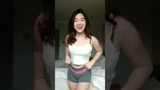 Viral!! Gadis gingsul manis susu gede