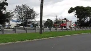 CFA Greenvale Pumper Code 1