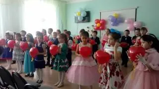 Красивый выход на 8 марта Партизанская школа
