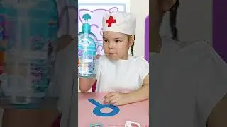 Котик Бубу лечит блох 