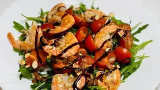 Очень вкусный салат с креветками. Легкие салаты