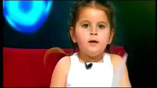 Böle bi kız olamaz yaa   lütfen izleyin