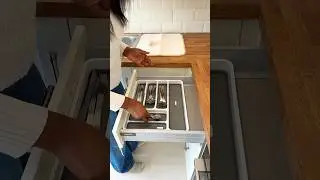 Moving Vlog 2: Kitchen drawer organisation in a new home. #kitchendrawer #kitchenorganization