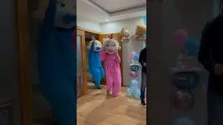 Cinsiyet partisi... ( Bebeklerin salona girişleri🙂🙂 )