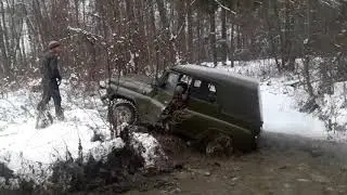 угараем на уазах . Два козла . Офф роад
