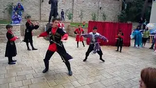 Горский танец - Народный хореографический ансамбль 