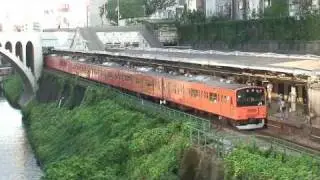 JR中央線201系H7編成 入線＆発車＠御茶ノ水