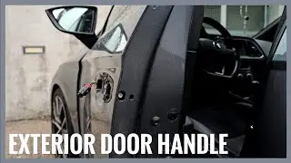 How to remove the driver's door handle on a Seat Leon 5F