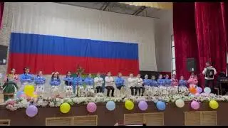В течение года работники детской школы искусств ведут активную творческую деятельность.