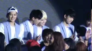141228 GOT7 High Five @KCON6 [FANCAM]