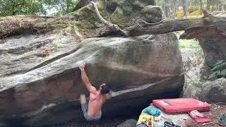 Fontainebleau - Rocher d’Avon - Basta (Assis) (7B+)