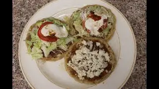 Picaditas vs. Sopes