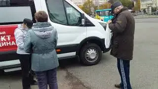 Передвижной пункт вакцинации Санкт-Петербург метро Озерки