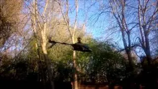 WLToys V912 4 Ch RC Heli Flight. Backyard (flybar mod, no landing skid).