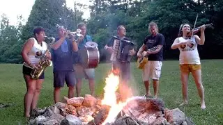 Horila Sosna  -  Горіла сосна  -  Zirka