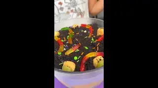 Easy theme layered dessert!