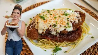 How to make a Easy CHICKEN PARMESAN | Homemade Marinara Sauce & Crispy Chicken Cutlets