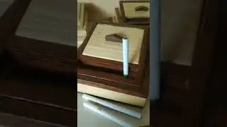 Kotak unik dari kayu  