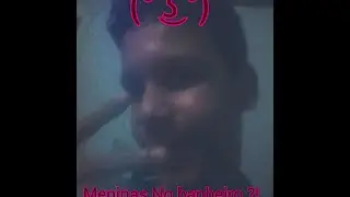 MENINAS NO BANHEIRO ?!
