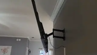 Pipishell Full Motion TV Wall Mount for Most 26-60 inch TVs with Swivel, Tilt, Extension (Review)