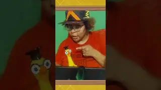 Professor chicken vs Roxy