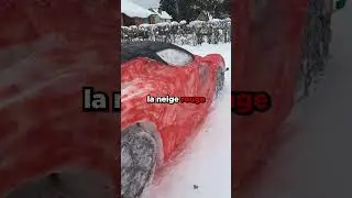 Il A Fabriqué Une Ferrari Avec De La Neige😱