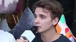 Joe singing "River"